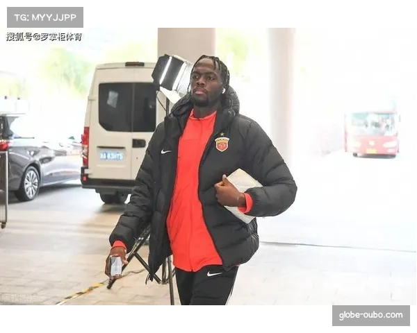 18岁中场恩迪亚耶完成拜仁德甲首秀，替补出场表现可圈可点